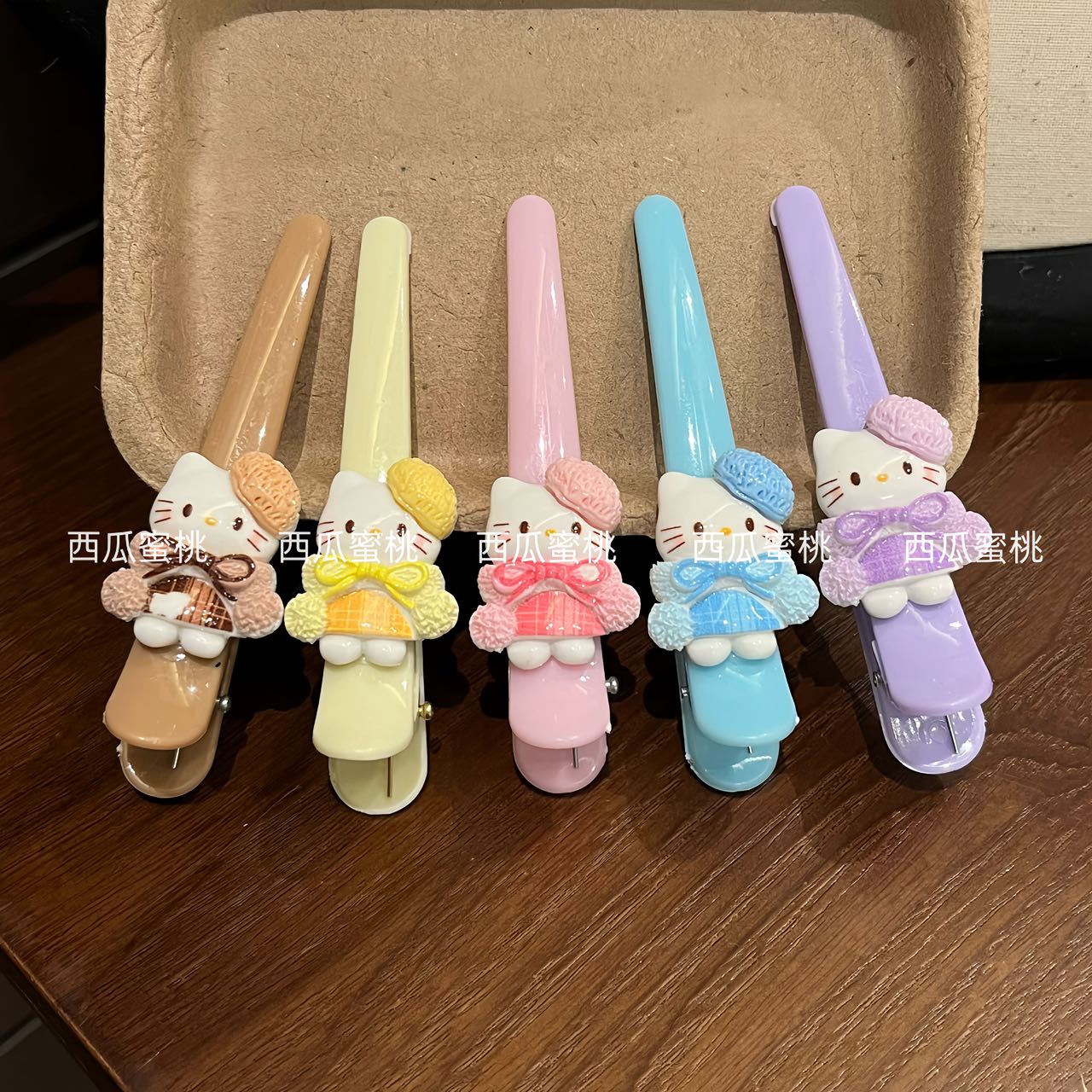 可爱暖冬奶呼呼KT猫鸭嘴夹甜美刘海一字夹卡通学生闺蜜发夹发饰