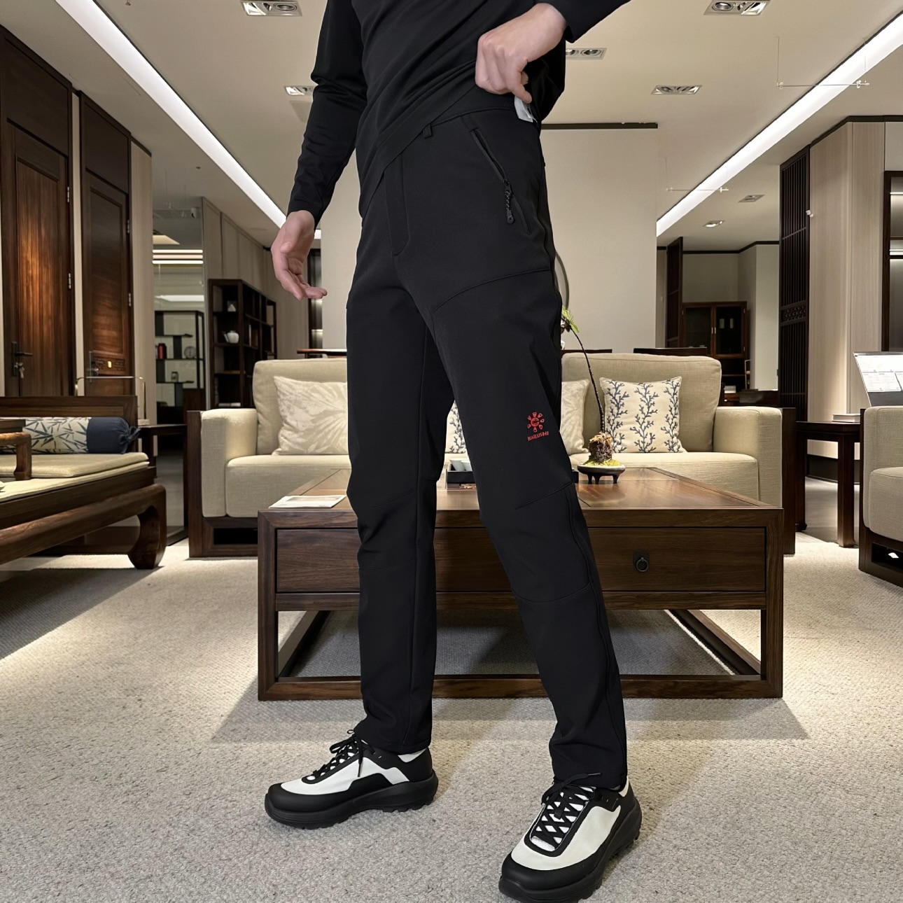 AK11秋冬季男士新款时尚百搭修身显瘦户外徒步保暖防水冲锋裤