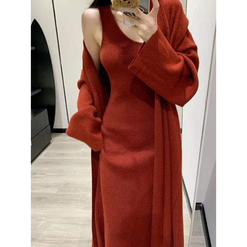 【万达撤柜】肩背心打底裙针织开衫两件套秋冬新款简约毛衣套装女