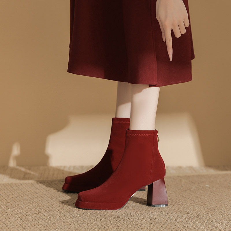 羊皮版~ 冬季婚鞋高跟鞋女粗跟厚底防水台红色新娘鞋保暖方头短靴