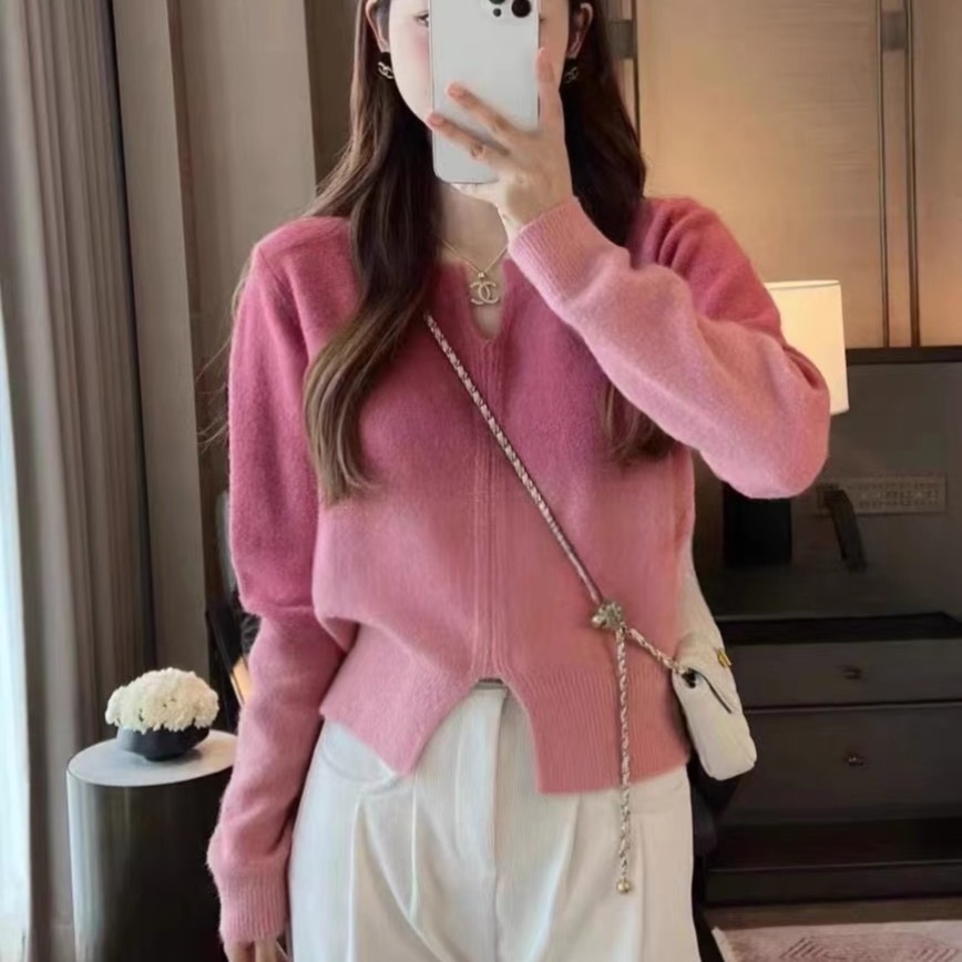 渐变V领针织衫2025新款圆领高级感显瘦百搭针织套头长袖上衣女