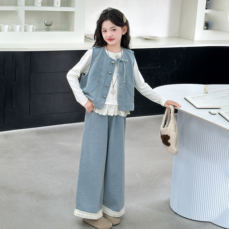 女童秋装牛仔套装2025新款韩版洋气女孩春秋马甲打底阔腿裤三件套