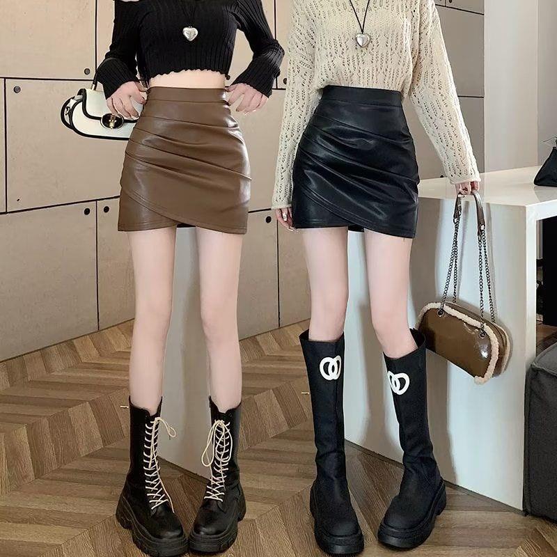 PU皮半身裙女2025秋冬新款黑色小个子A字裙高腰显瘦气质包臀短裙
