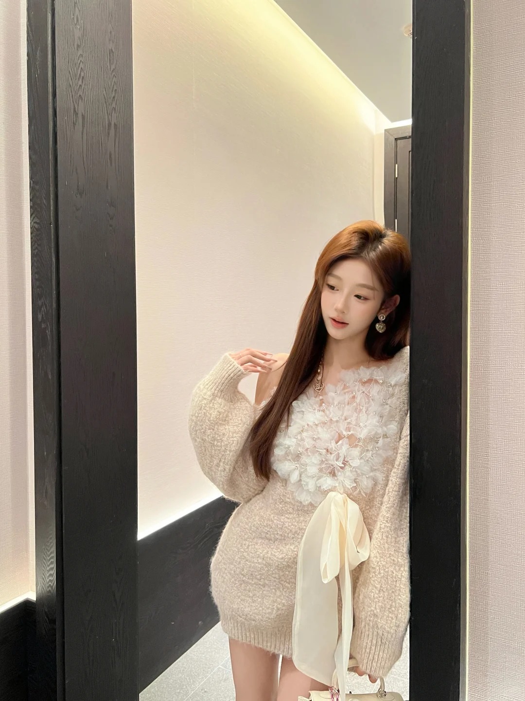 2025秋冬新款温柔慵懒风立体花朵蝴蝶结针织毛衣冬纯欲气质上衣女