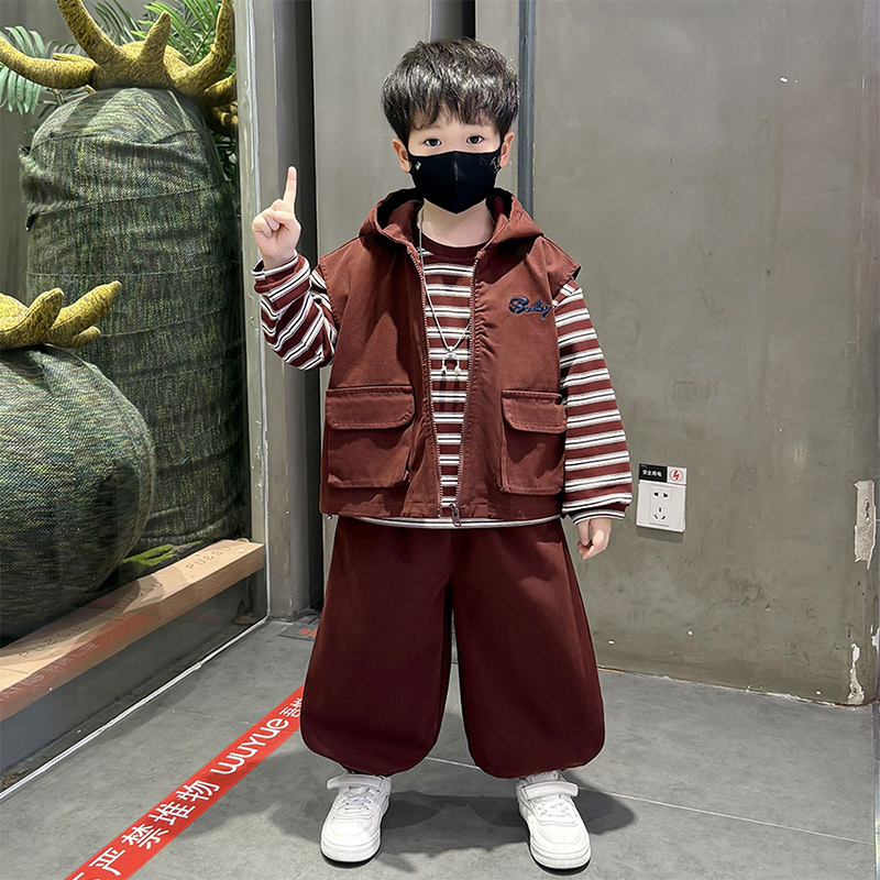 男童秋装洋气工装套装2025新款儿童秋款三件套男孩秋季休闲衣服潮