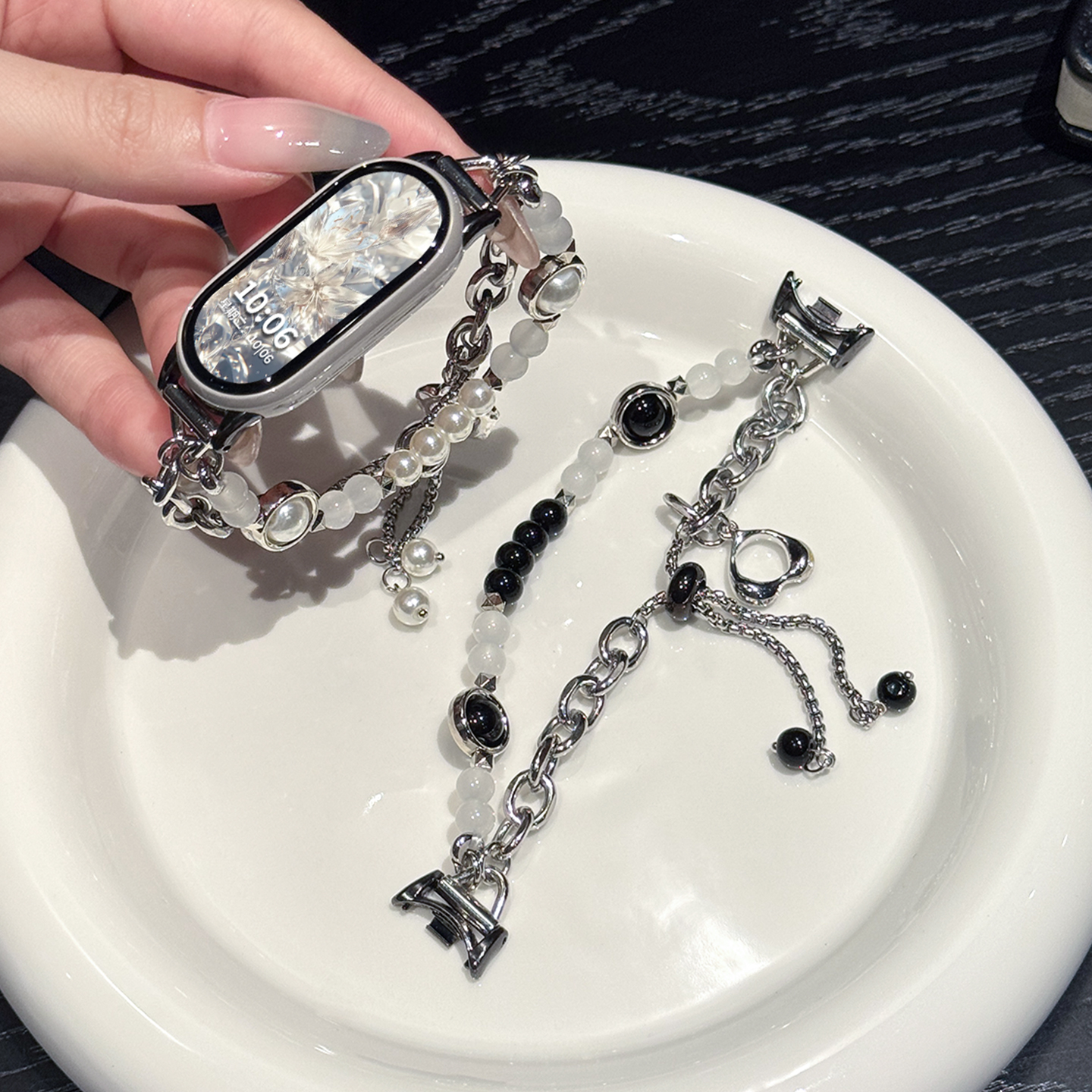 适用小米手环10表带9/8爆款珍珠花形伸缩金属链式7/6/5替换腕带