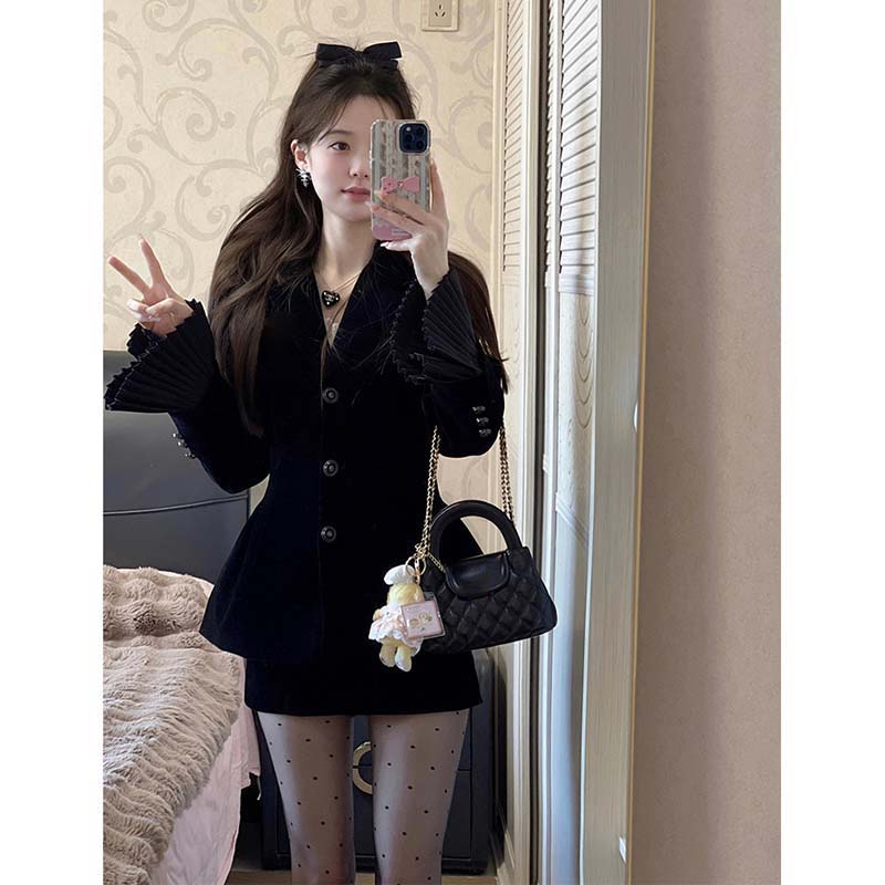 【V】【两件套】【有里布】喇叭袖西装外套媛显瘦上衣套装裙LJ0060