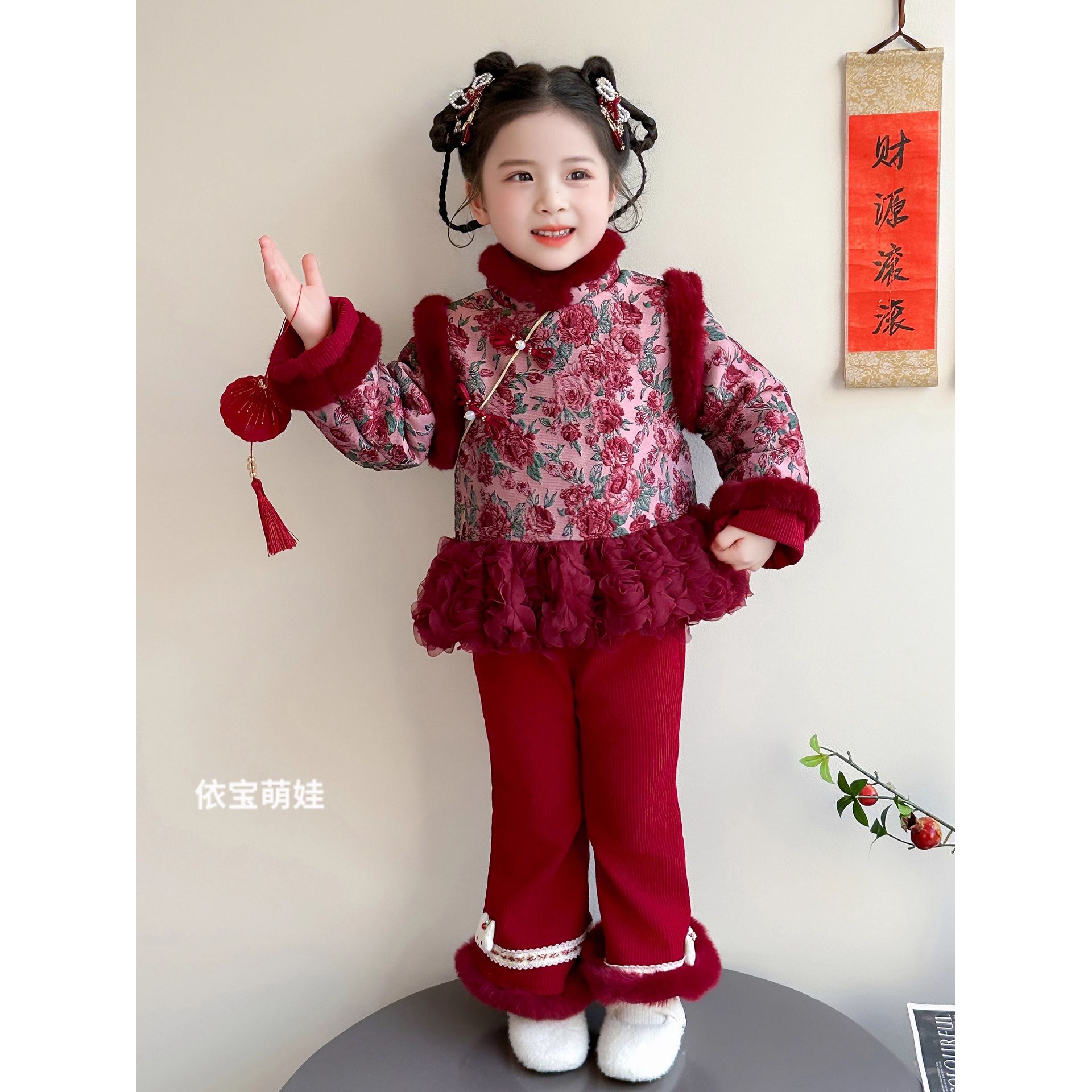 新中式女童拜年服套装冬季2026新国风唐装女宝宝过年新年衣服