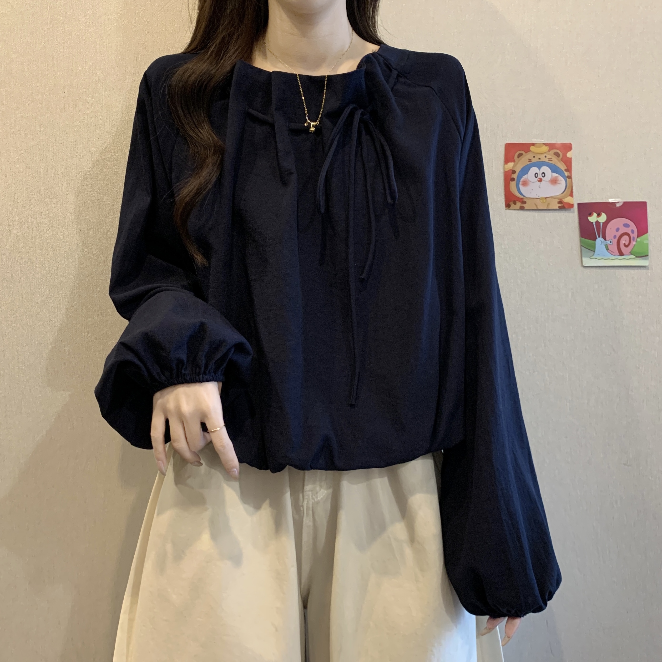 大码遮肚子独特漂亮系带长袖衬衫女春秋胖妹妹宽松显瘦泡泡袖上衣