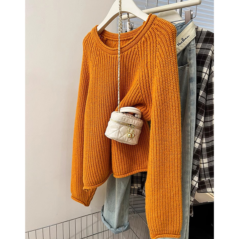 日系多巴胺宽松圆领套头软糯毛衣女款秋冬针织衫卷边别致长袖上衣
