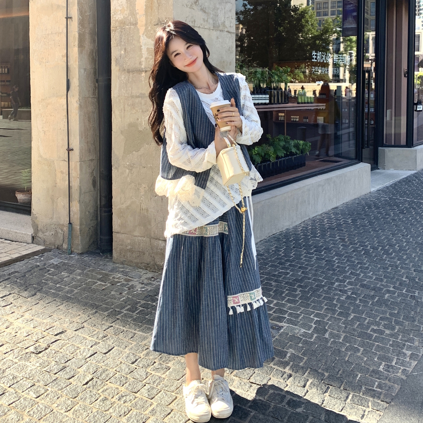 盐甜系蕾丝衬衫条纹马甲半身裙三件套女2025年秋季独特好看套装裙