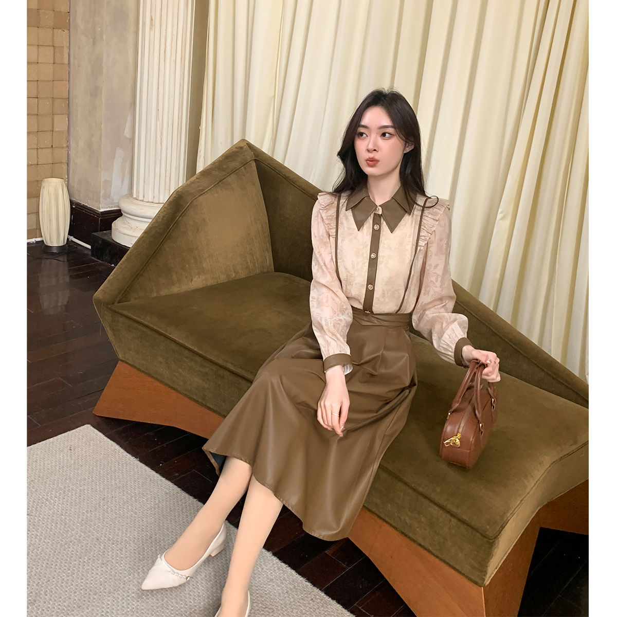 GERTCOREL2026新款春季原创PU皮拼接长袖卡其色衬衫皮裙套装女