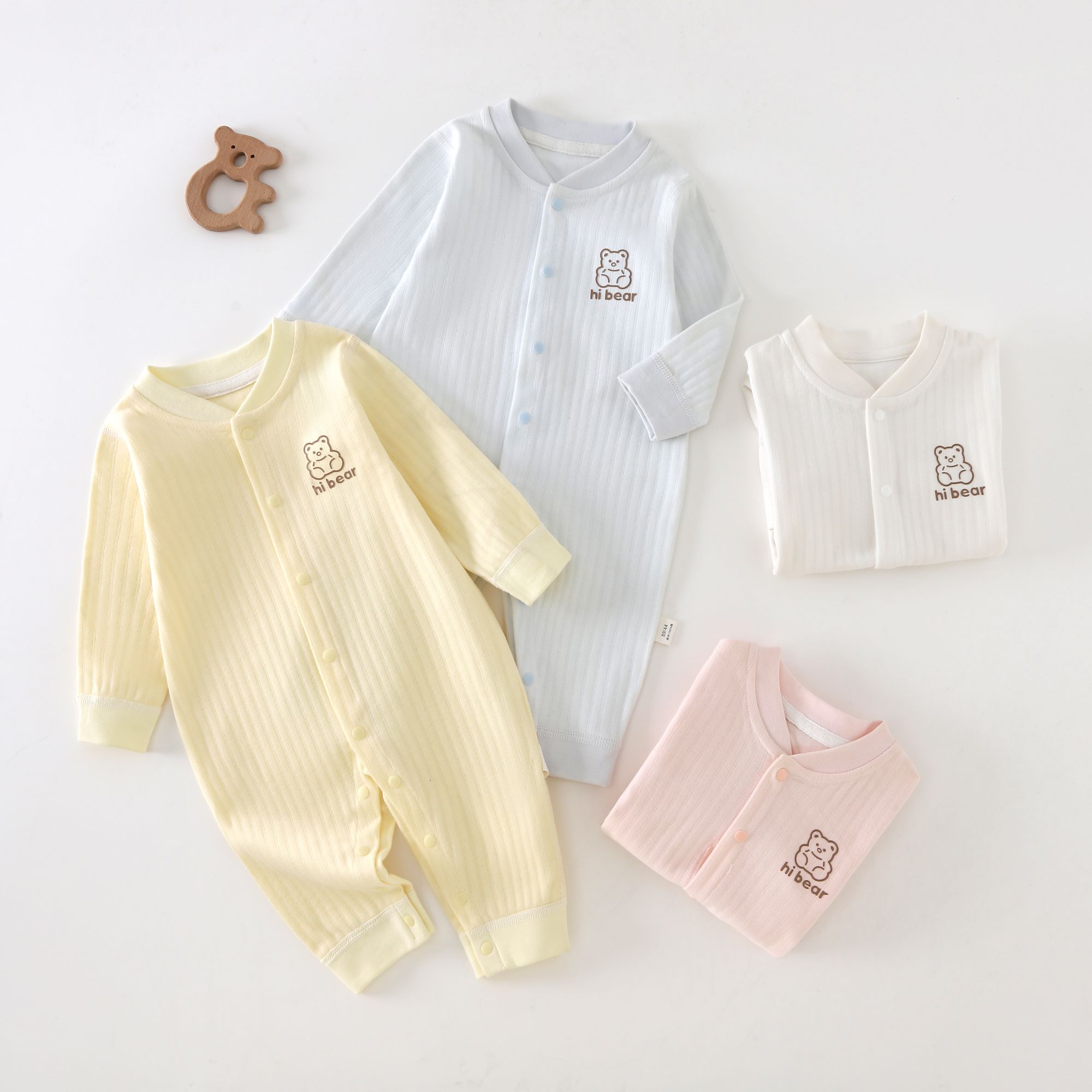 春秋新款宝宝四季款长袖纯棉无骨连体衣婴儿幼儿纯色秋季薄款哈衣