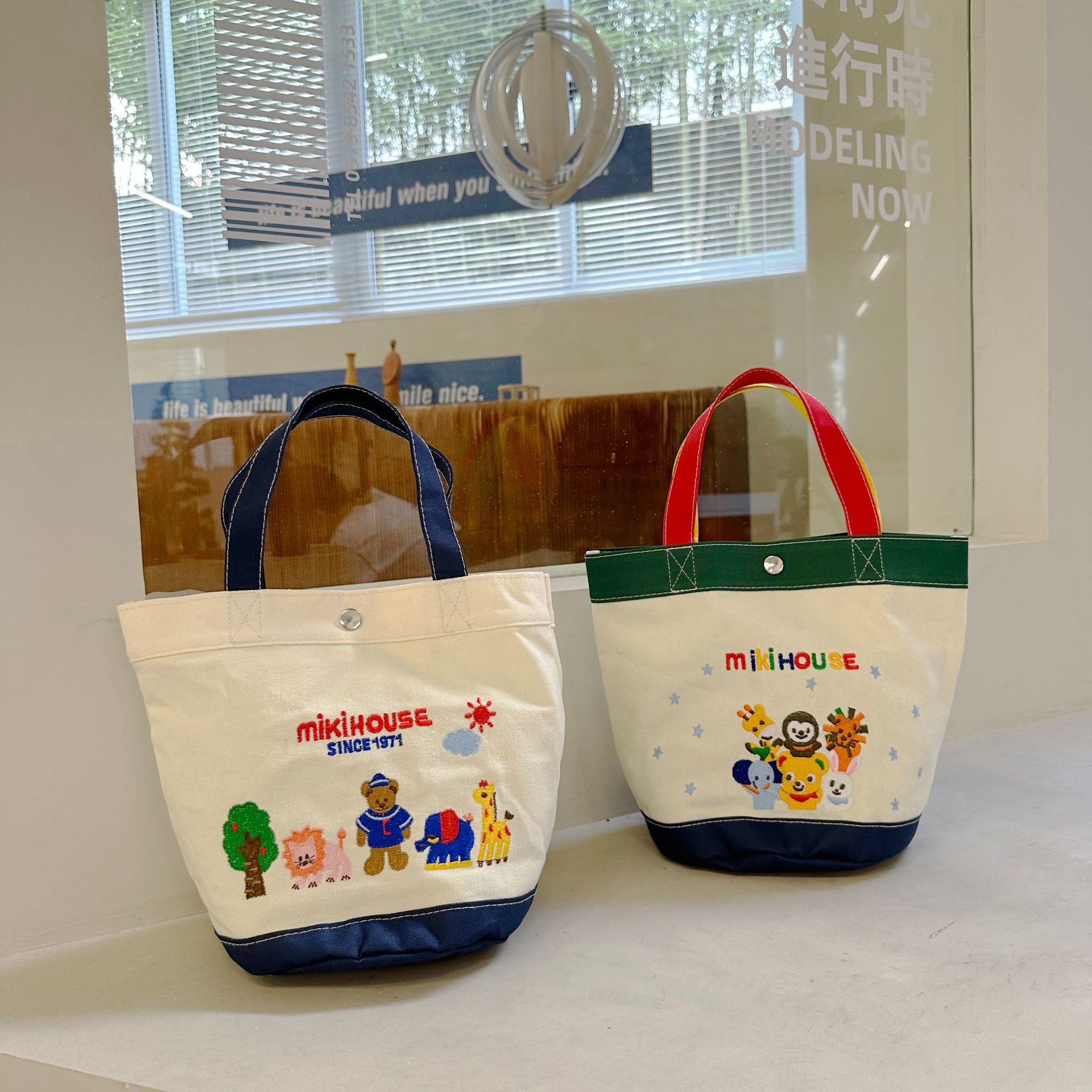 帆布小巧大容量袋母婴包miki卡通包2023年外出风新款手提溜娃轻便