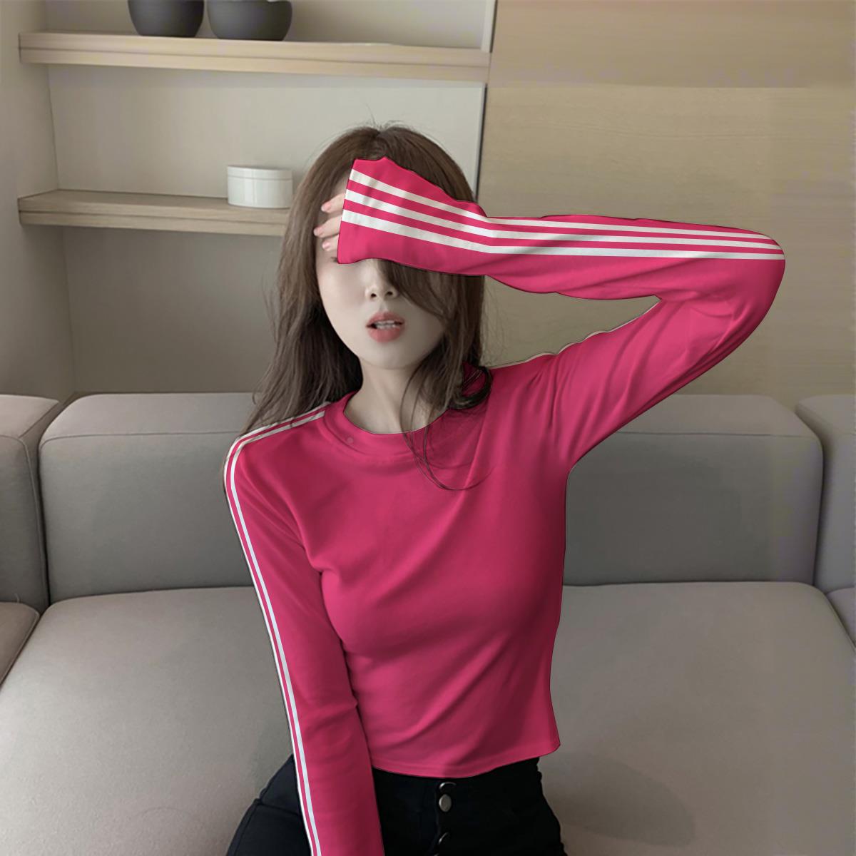 多巴胺穿搭火龙果红圆领运动潮牌T恤女秋甜辣妹修身长袖短款上衣