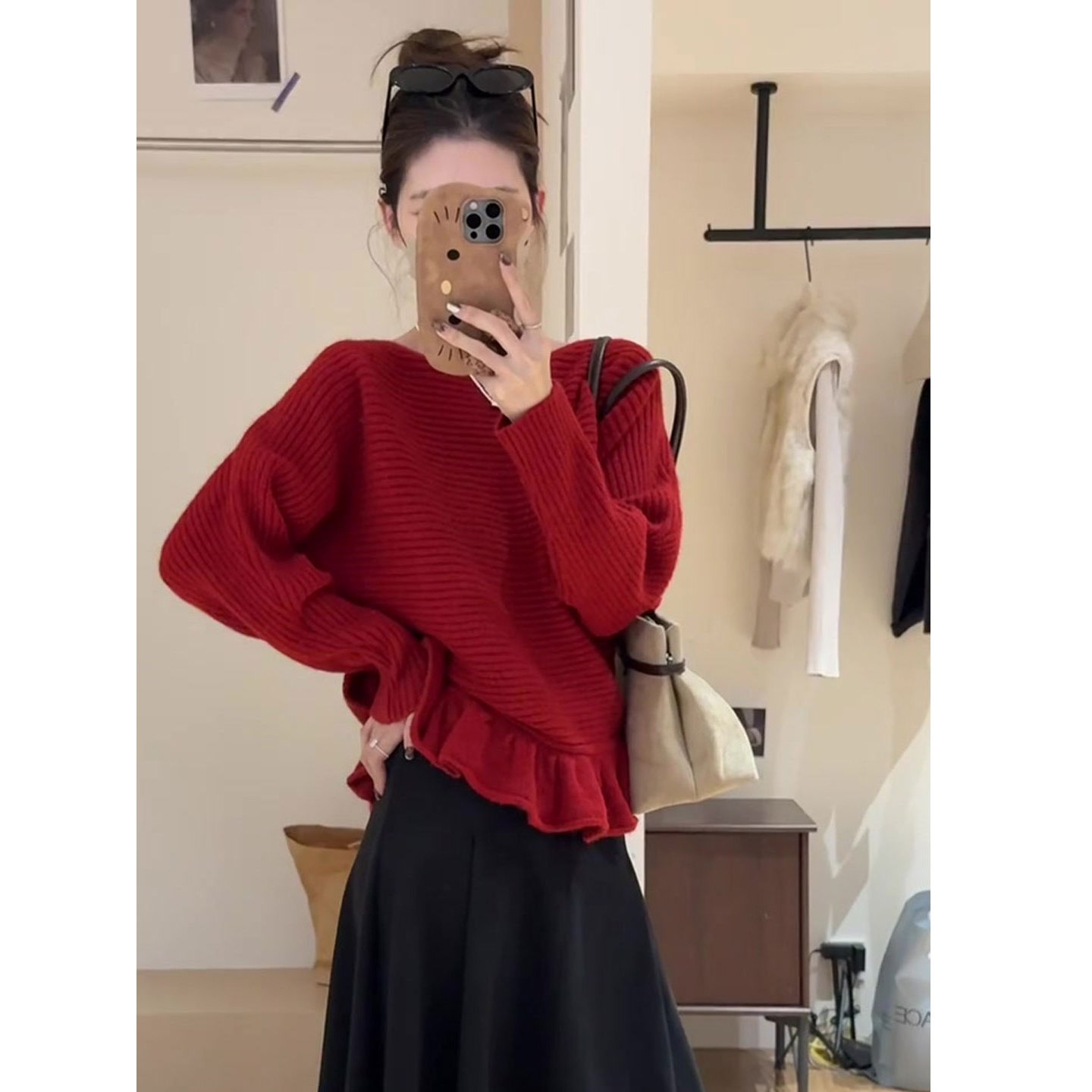 高级感穿搭红色套毛衣女秋冬新款慵懒风收腰木耳边针织衫内搭上衣