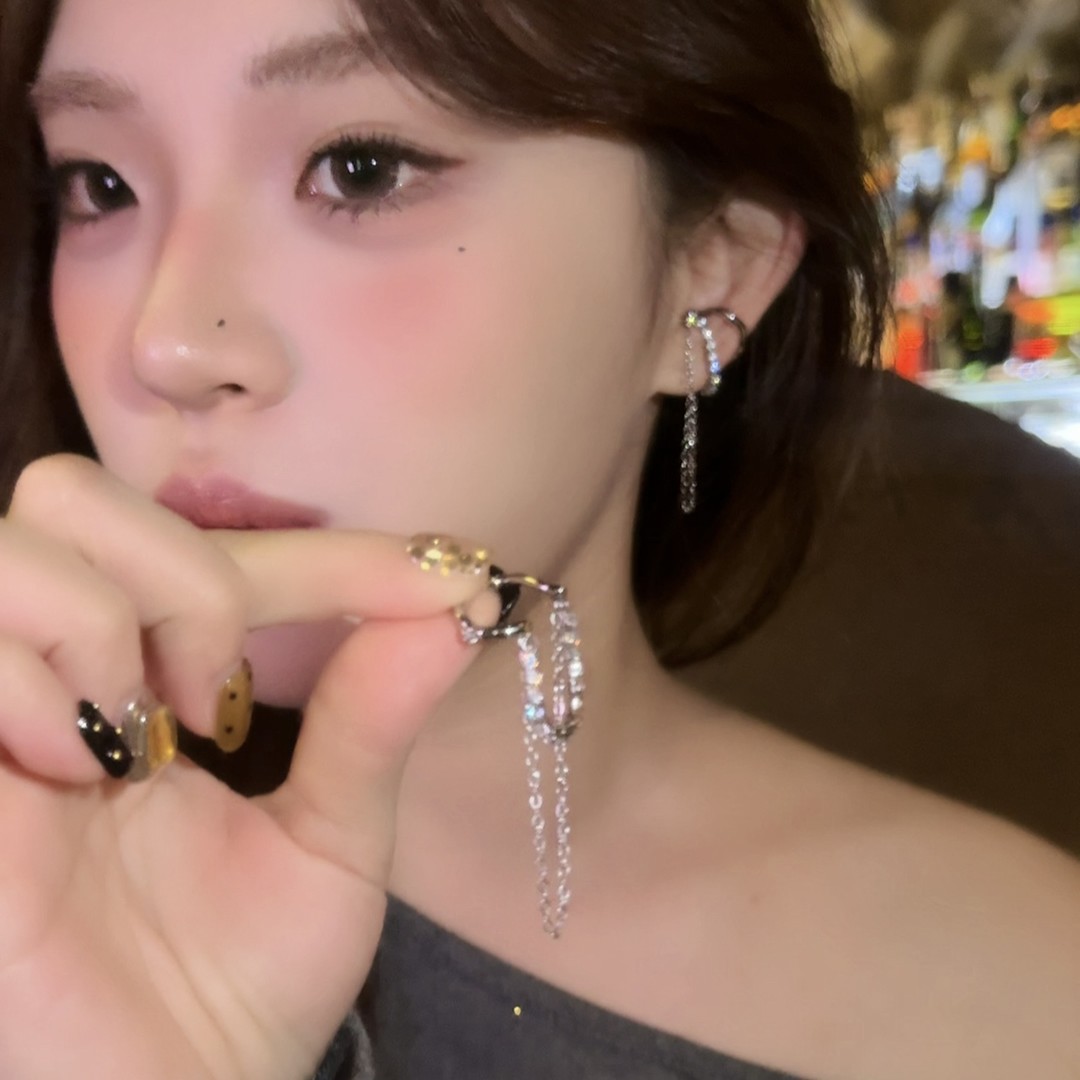 铜合金耳饰 微镶闪锆链条耳骨夹无耳洞耳夹流苏耳环高级感耳饰女