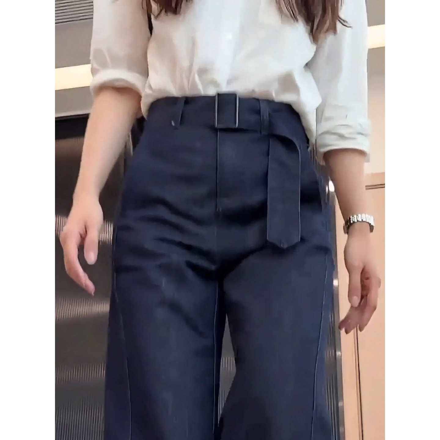 拉夏贝尔丹宁蓝窄版牛仔裤女2025秋季新款今年流行高腰显瘦阔腿裤