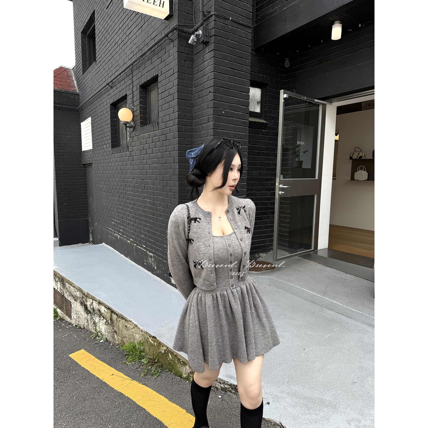 黑泽玄七“韩阀小千金”miu系新线！28支北极纱提花蝴蝶结毛织套装