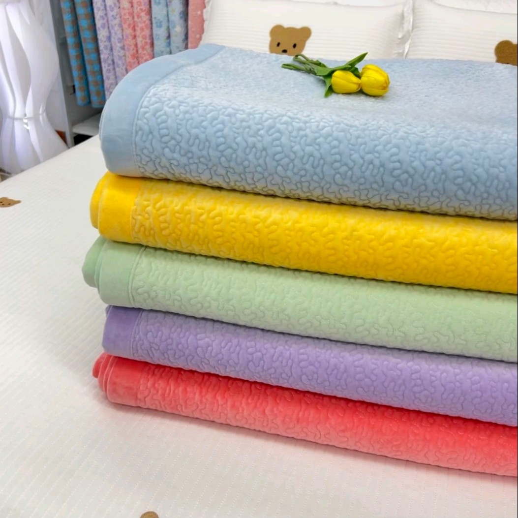 【四季款宽边】德芙绒加棉四季床盖双面可用可机洗水洗