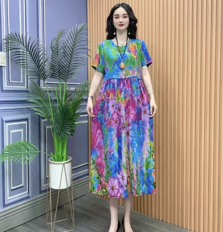 2025妈妈装夏季新款碎花气质洋气时尚大码遮肚宽松连衣裙*660-5