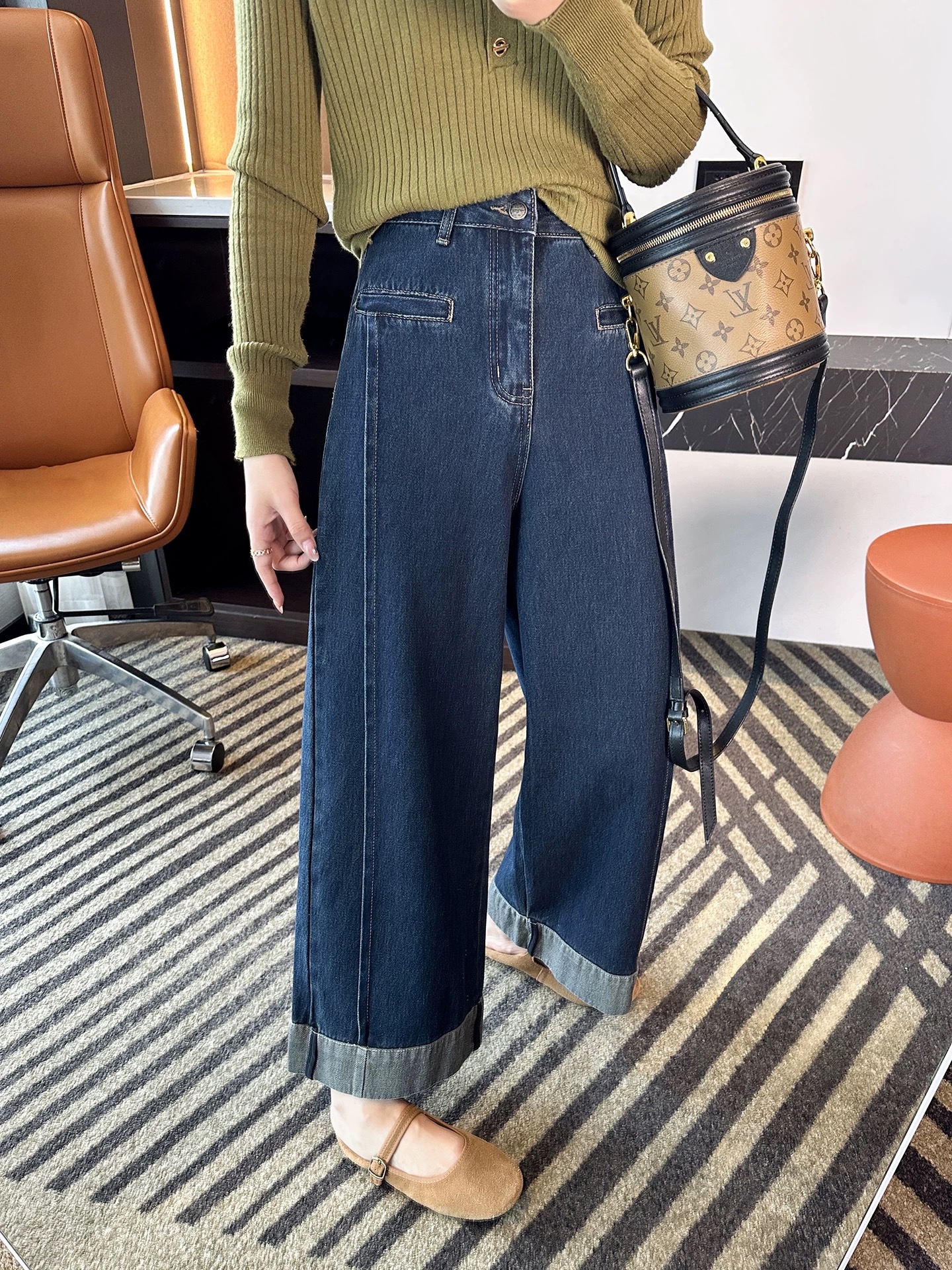 深蓝色弹力直筒阔腿裤女2025秋季新款大码胖mm高腰显瘦遮胯牛仔裤