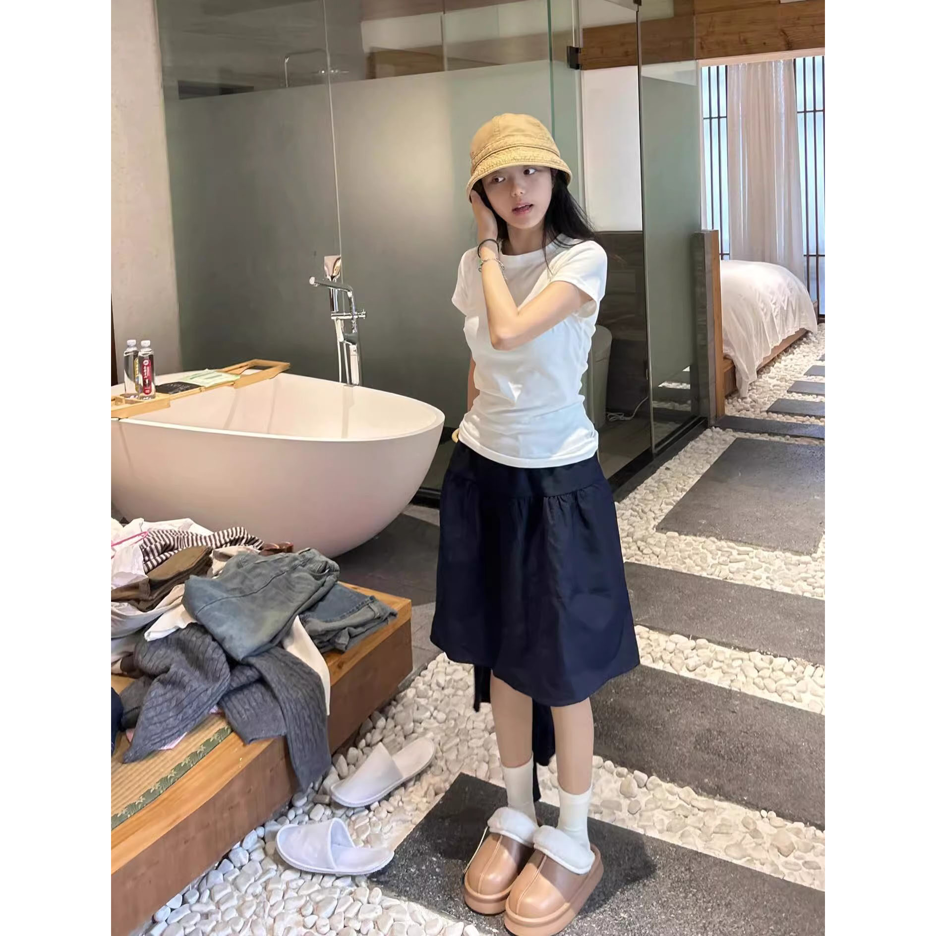 藏青色松紧腰半身裙女高级感2025春夏季高腰显瘦蓬蓬裙a字中裙