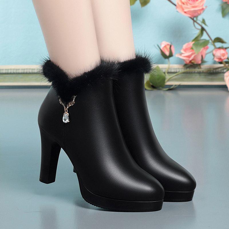 妈妈鞋2025冬季新款短靴加绒粗跟棉鞋中年女士鞋防水台高跟鞋女靴