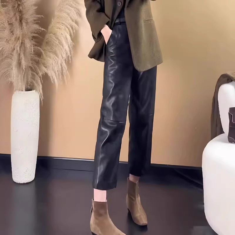 加绒皮裤女秋冬2025新款pu黑色高腰显瘦小个子九分直筒哈伦烟管裤