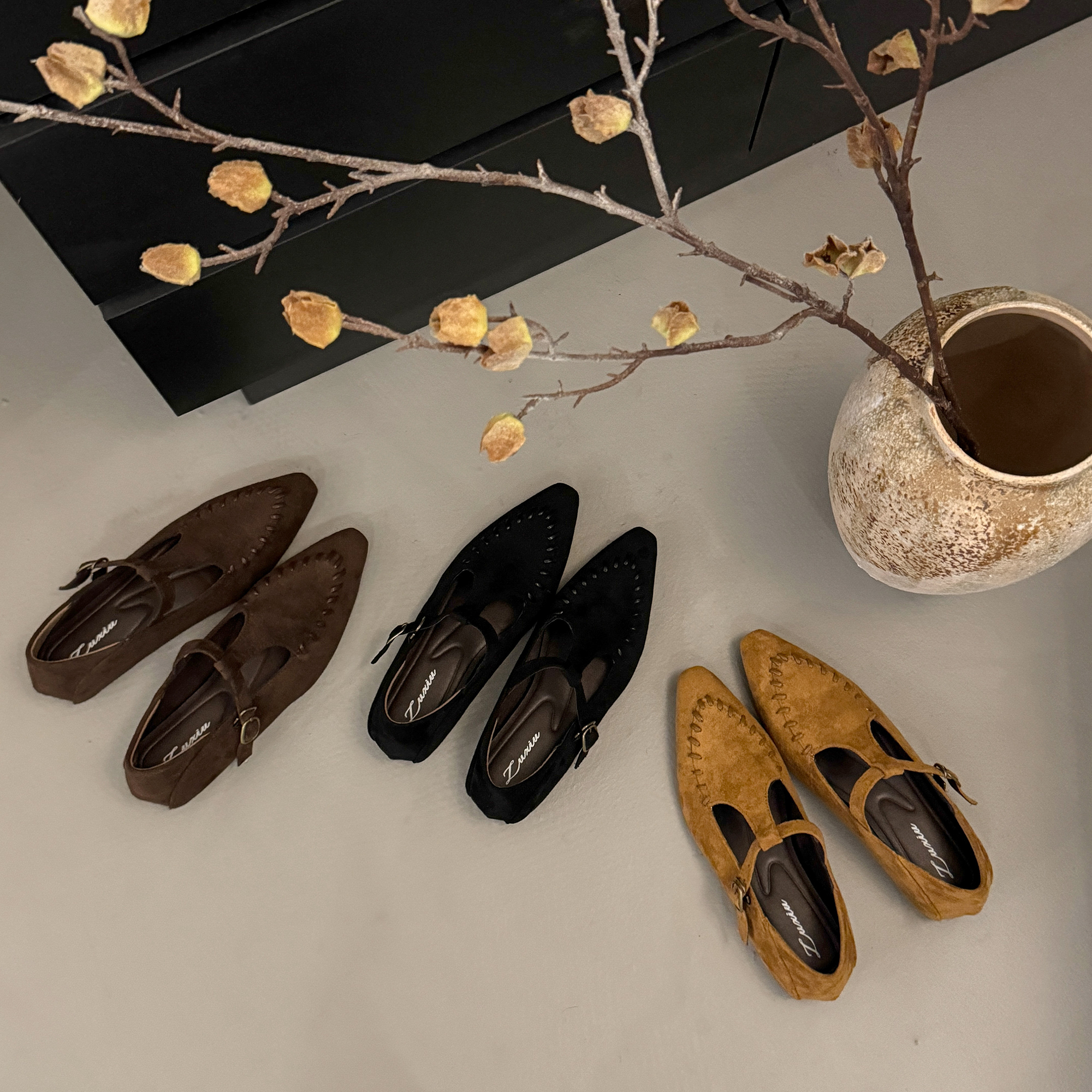 当季爆款一字式扣带玛丽珍单鞋复古女鞋高跟百搭