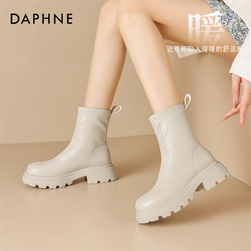 达芙妮超火时尚白色马丁靴女款2025新款冬季女鞋瘦瘦靴子加绒短靴