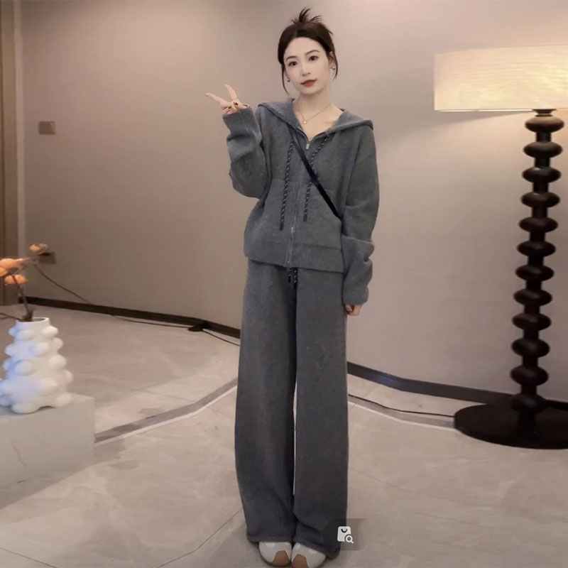 慢跑套装女2025年秋季上衣休闲裤两件套宽松显瘦慵懒感时髦穿搭潮