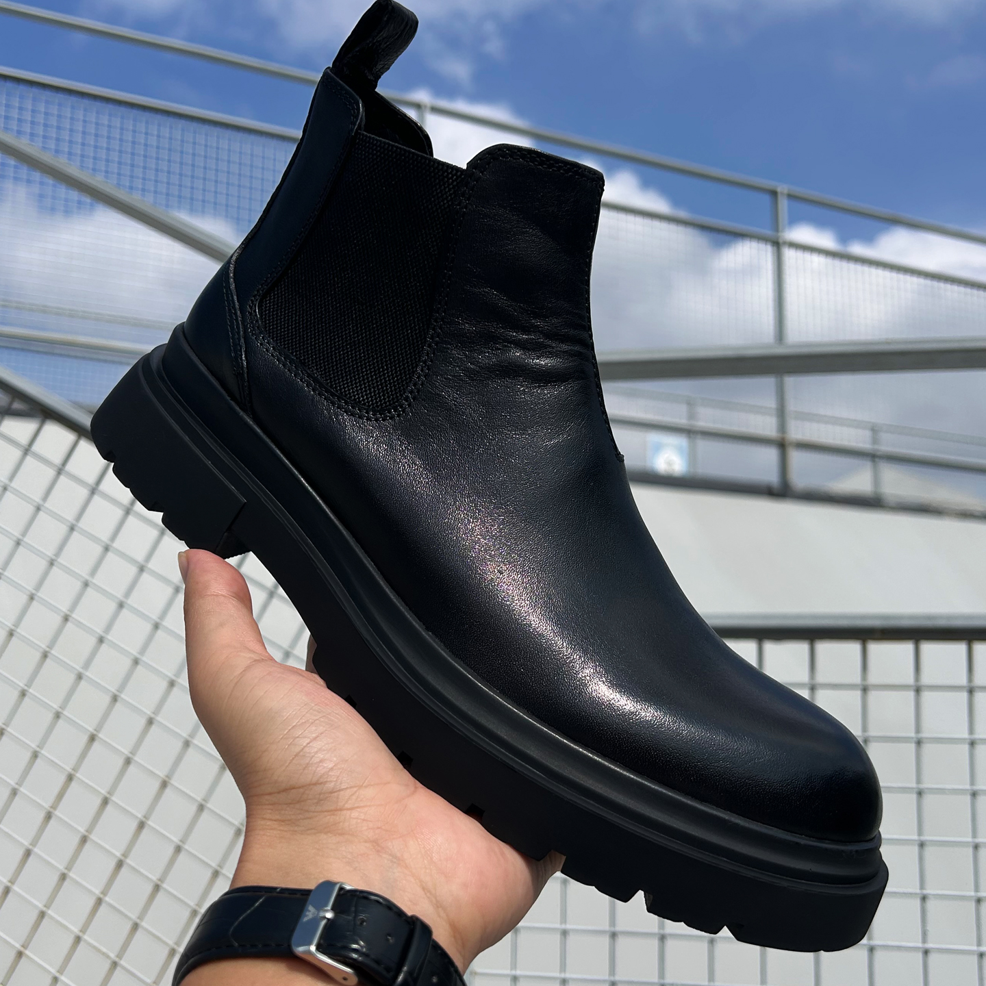 2025秋季新款英伦时尚套筒男士高帮皮鞋头层牛皮青年切尔西短靴