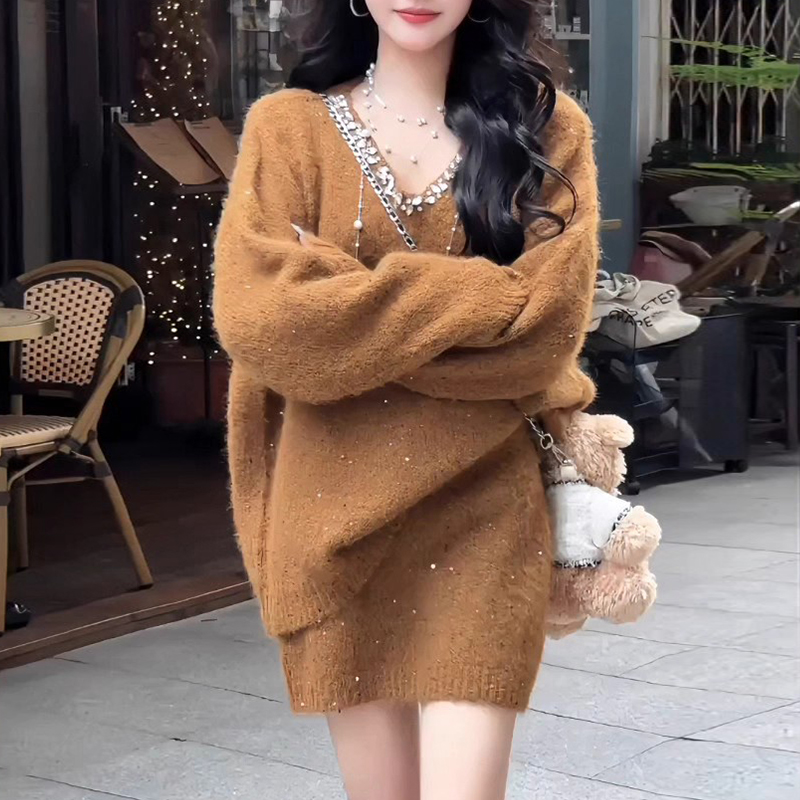 2026冬季松弛时尚时髦套装设计感V领针织上衣裙子氛围感两件套女