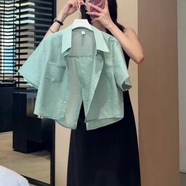 小心机设计夏季新款洋气百搭背后开叉短款衬衫女宽松休闲薄款外搭
