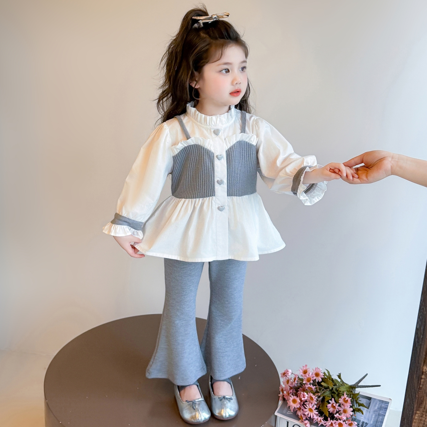 女童小香风套装儿童洋气时髦花边衬衫喇叭裤两件套小女孩宝宝秋装