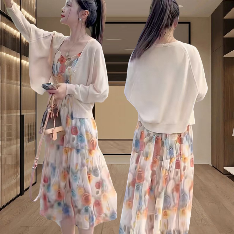 夏日绝美巨好看套装2025女士胖MM时尚轻薄针织外套内搭碎花吊带裙