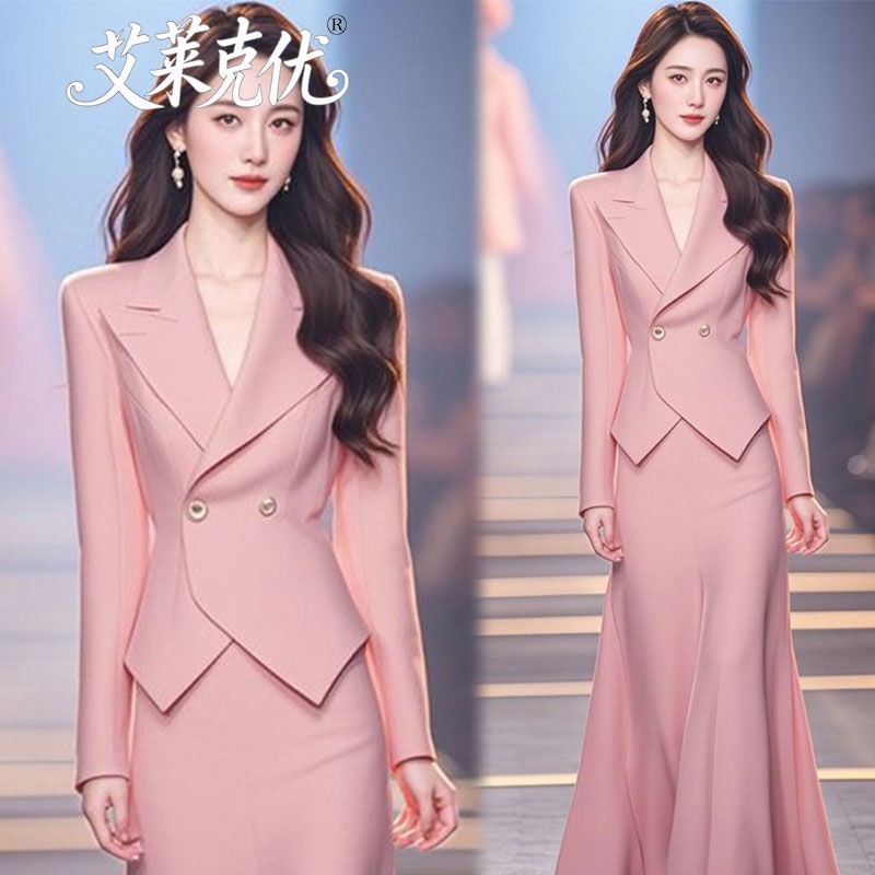 盐系轻熟今年流行漂亮职业小香风套装西装上衣半身裙两件套装秋季