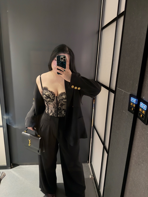 大码200离斤蕾丝鱼骨吊带背心女带胸垫性感黑色美背打底上衣