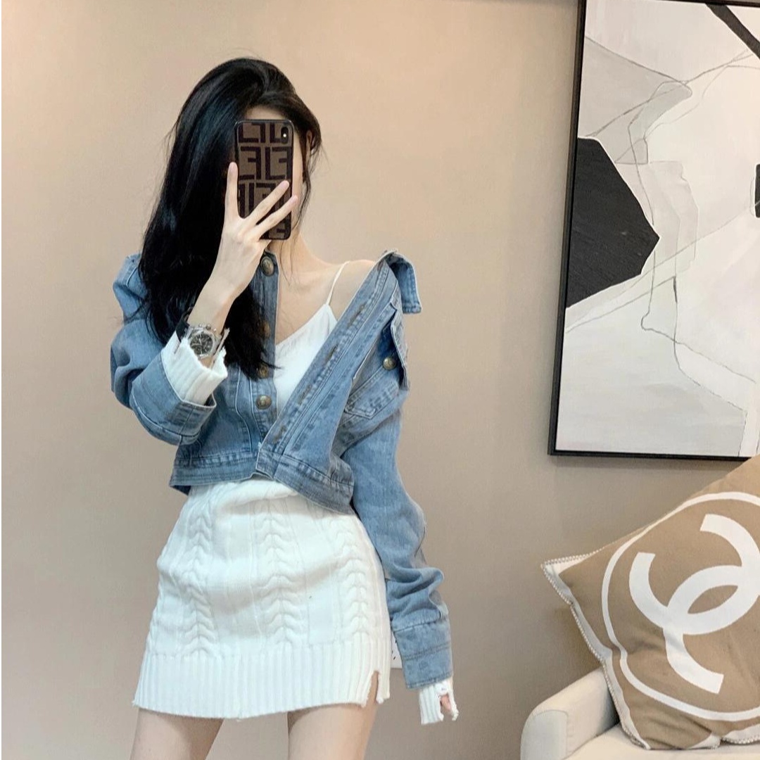 2025年新款高级感洋气超火减龄女牛仔外套女短款针织连衣裙