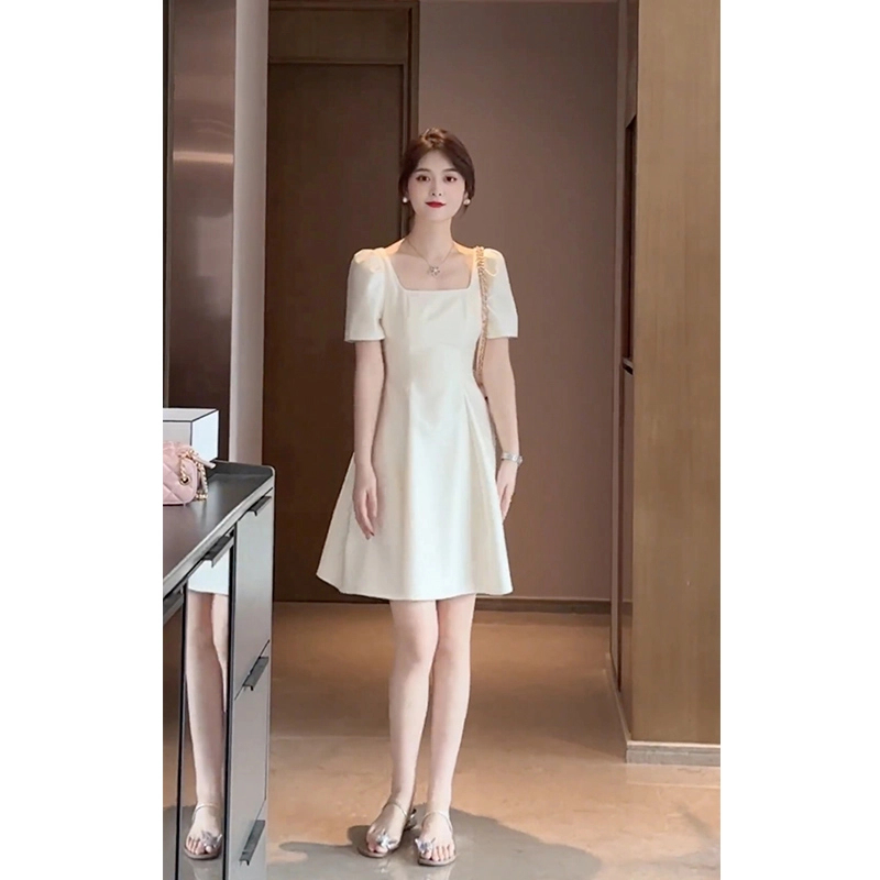 法式小个子方领裙子设计感高端气质精致小香风白色a字连衣裙女夏