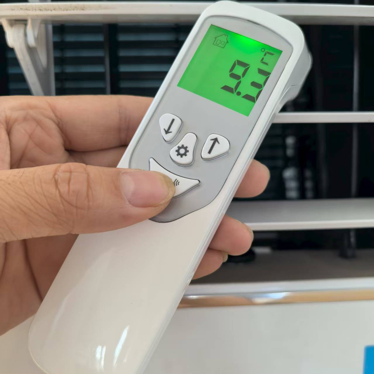 S001多功能测温仪