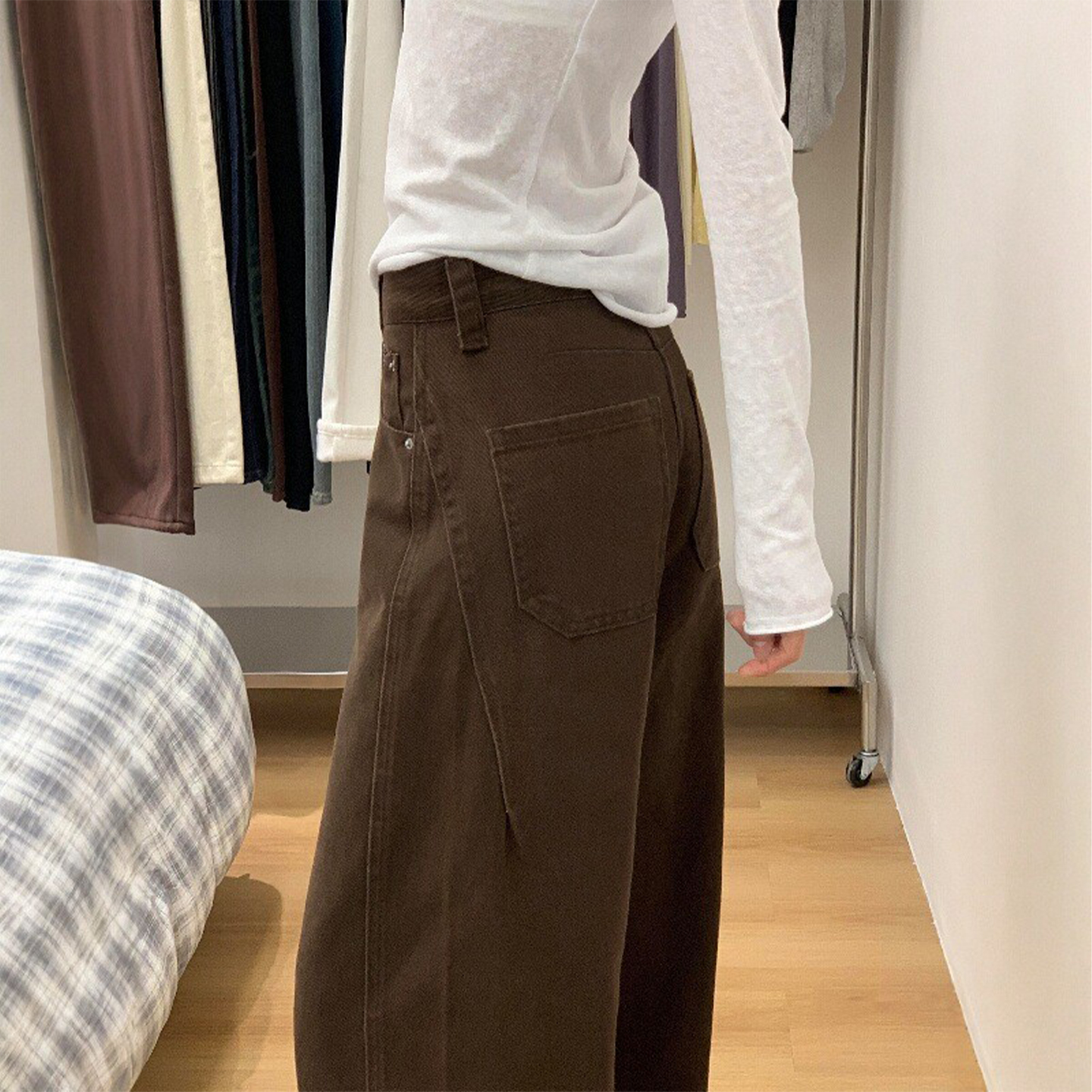 美式复古咖色高腰宽松直筒牛仔裤秋冬氛围感大码宽松遮胯显瘦长裤