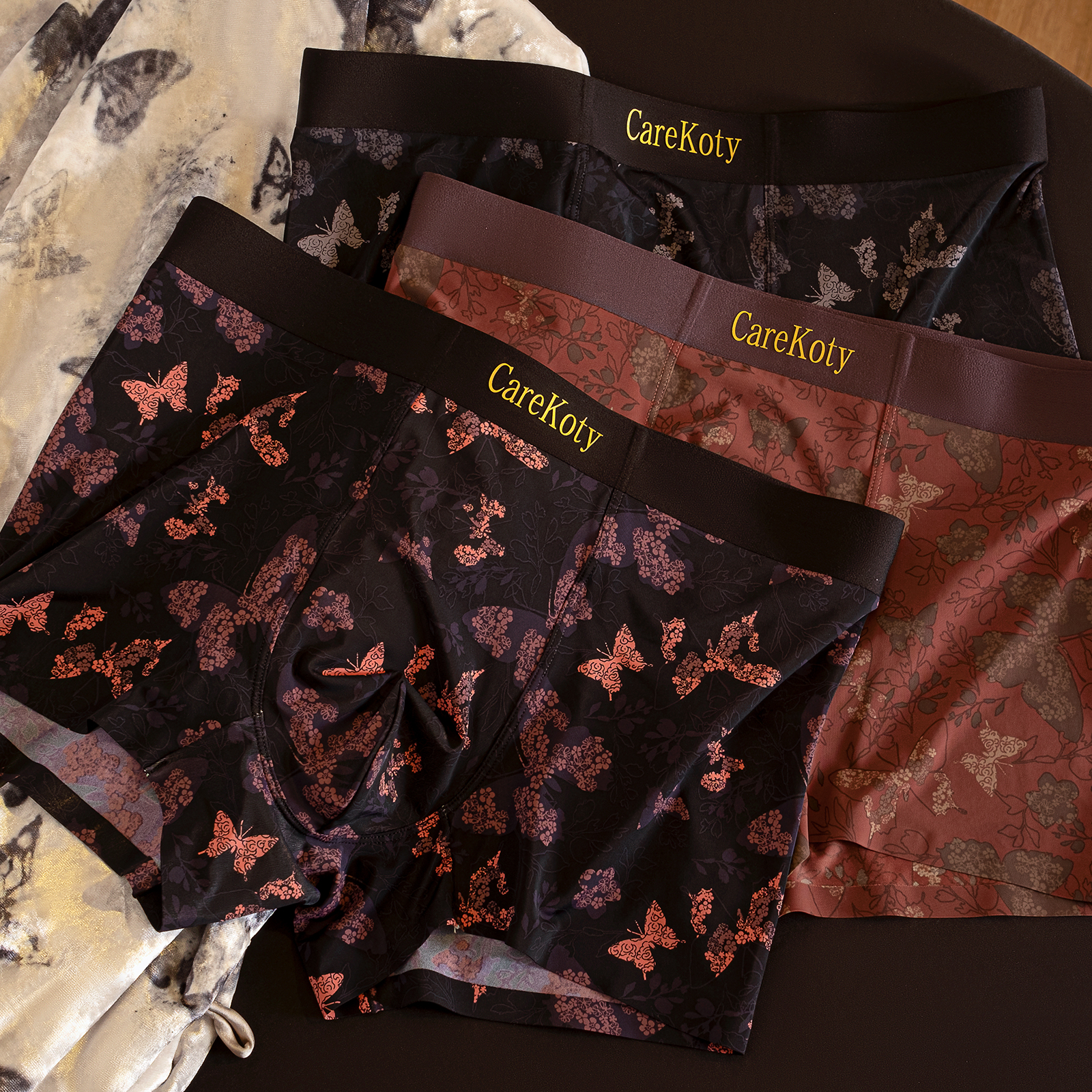 偶叶2025新款蝴蝶冰丝男士内裤平角裤夏季裤头凉感琥珀流光四角裤