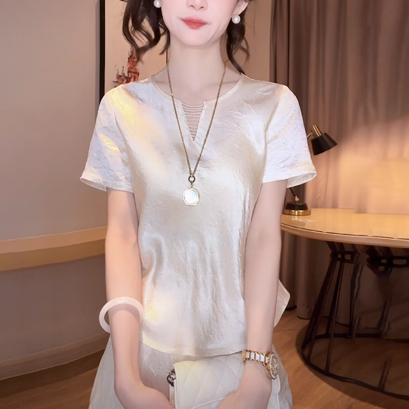 醋酸V领短袖女士t恤2025夏季新款时尚洋气减龄休闲遮肉显瘦上衣