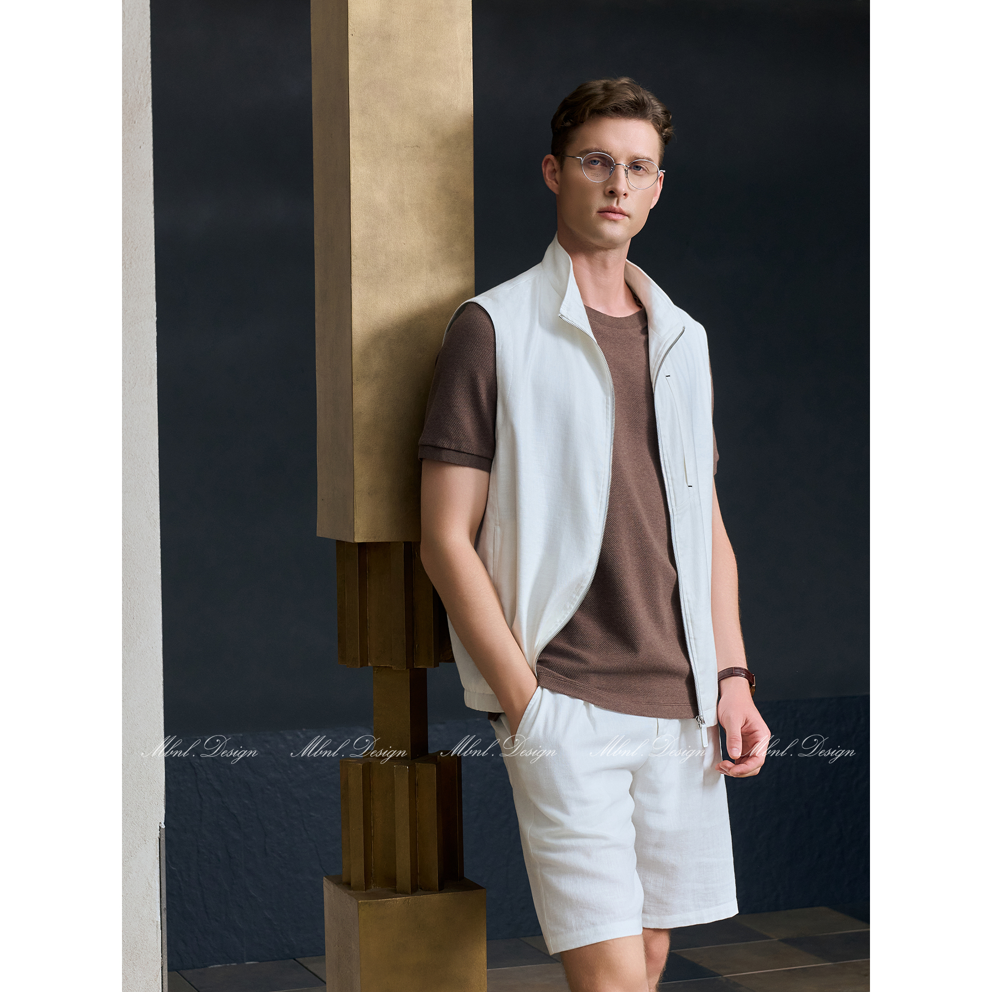 MBNL-F「190g水洗棉麻」秦磊男装百灵达刺绣后幅点缀马甲LL-SMJ6001