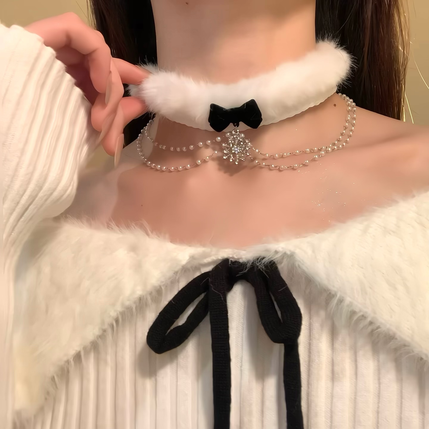 铜合金布艺项链 秋冬毛绒雪花锁骨链女小众气质choker颈链配饰