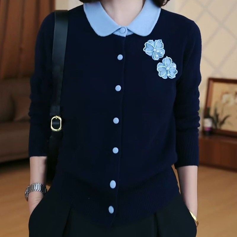 2025秋冬装时尚翻领上衣花朵时尚针织衫新款时尚洋气百搭女装