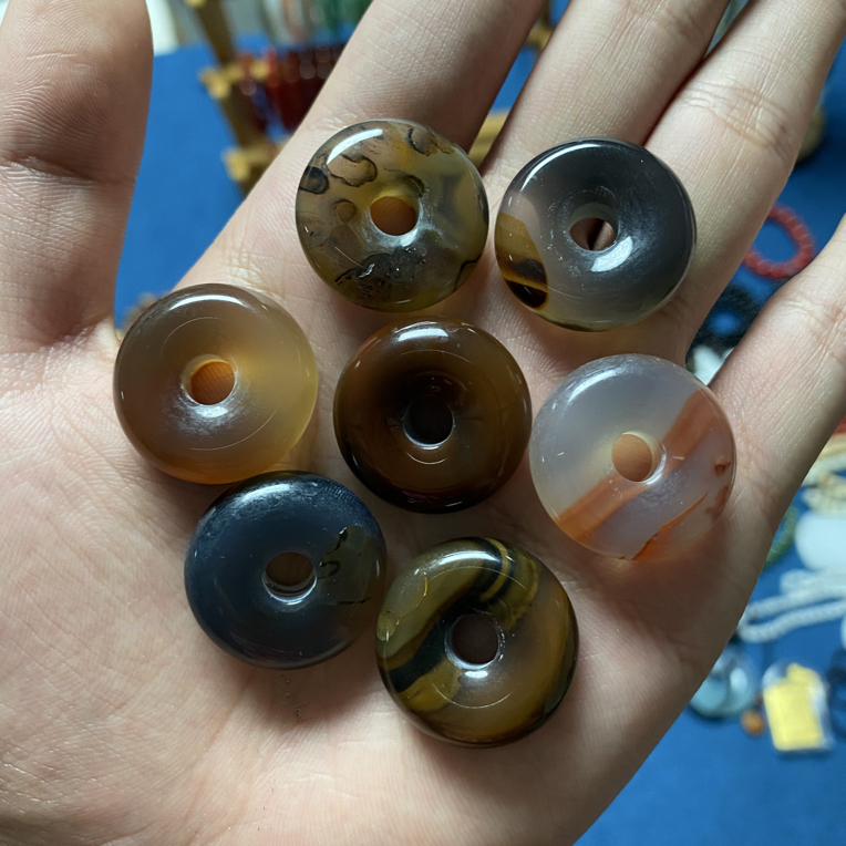 天然七彩玛瑙平安扣吊坠（多样性发一）