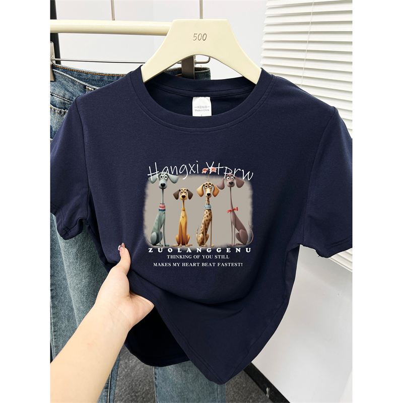 正肩显瘦短袖t恤女夏季2025爆款狗狗印花胖mm大码遮肉圆领上衣潮